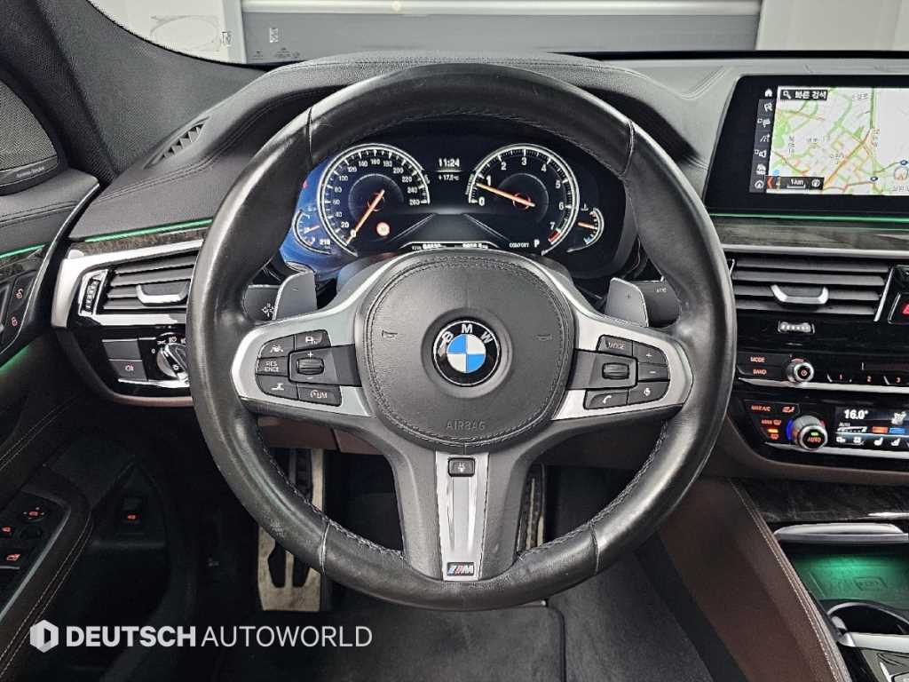 BMW Gran Turismo — photo 13