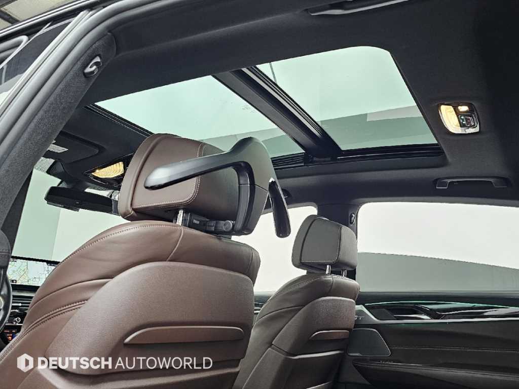 BMW Gran Turismo — photo 18