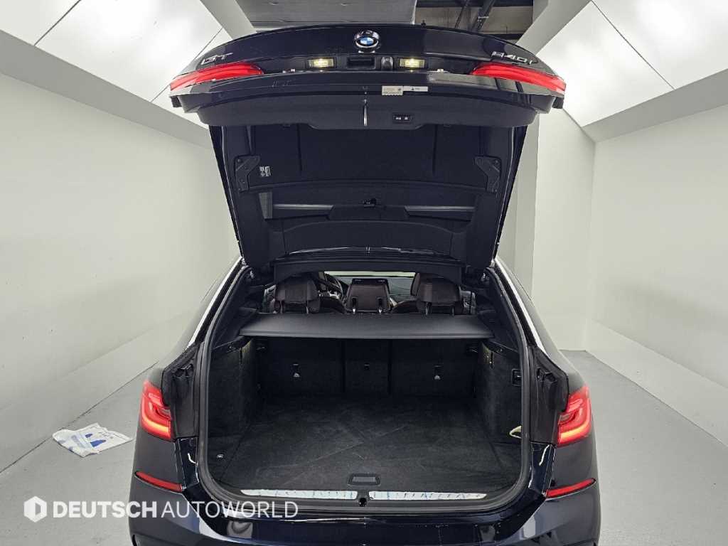 BMW Gran Turismo — photo 19