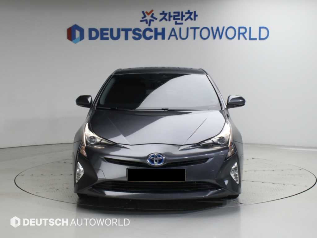 Toyota Prius — photo 03