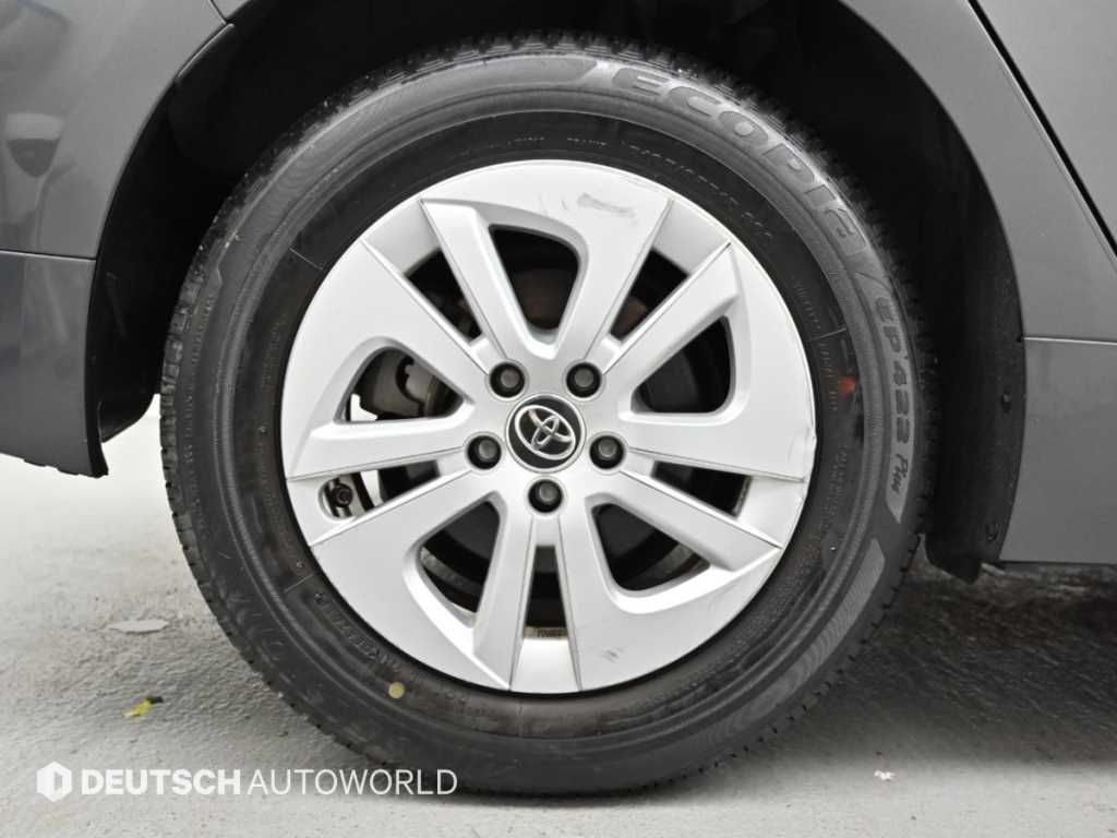 Toyota Prius — photo 05