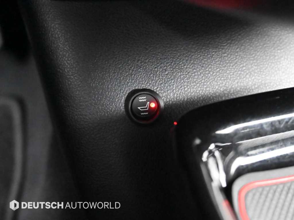 Toyota Prius — photo 17