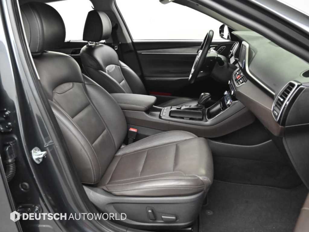 Hyundai Grandeur — photo 10