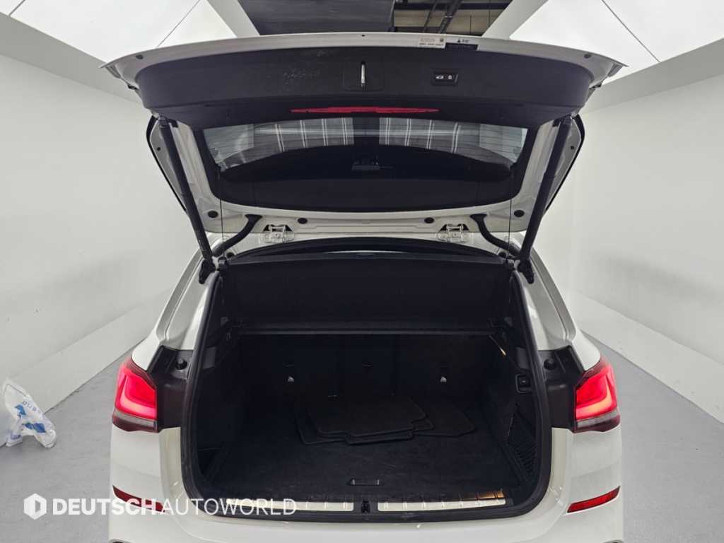 BMW X1 — photo 19