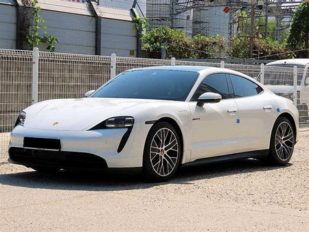 Porsche Taycan — photo 02
