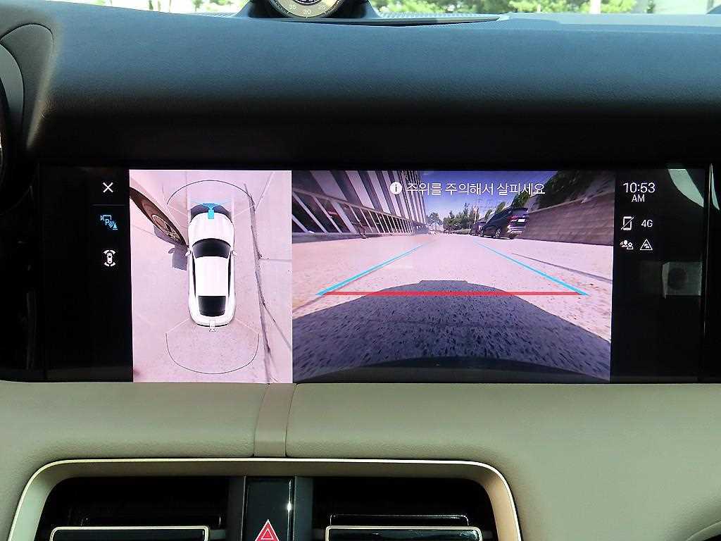 Porsche Taycan — photo 15