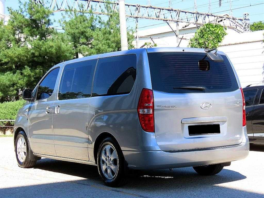 Hyundai Starex — photo 03