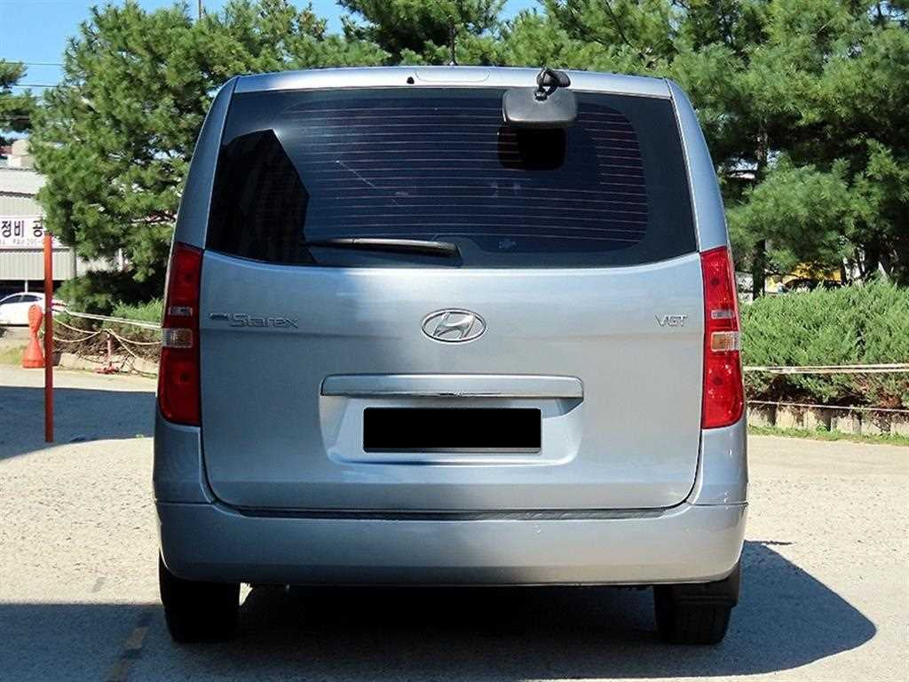 Hyundai Starex — photo 04