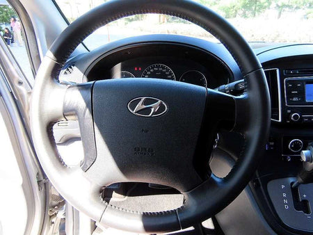 Hyundai Starex — photo 09