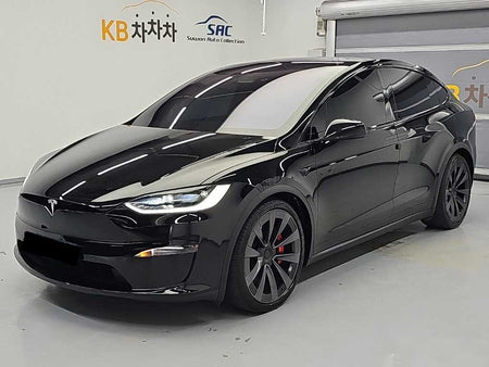 Tesla Model X — photo 01