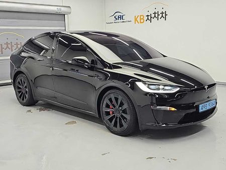 Tesla Model X — photo 04