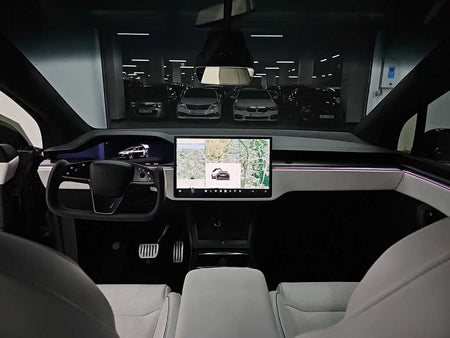 Tesla Model X — photo 07
