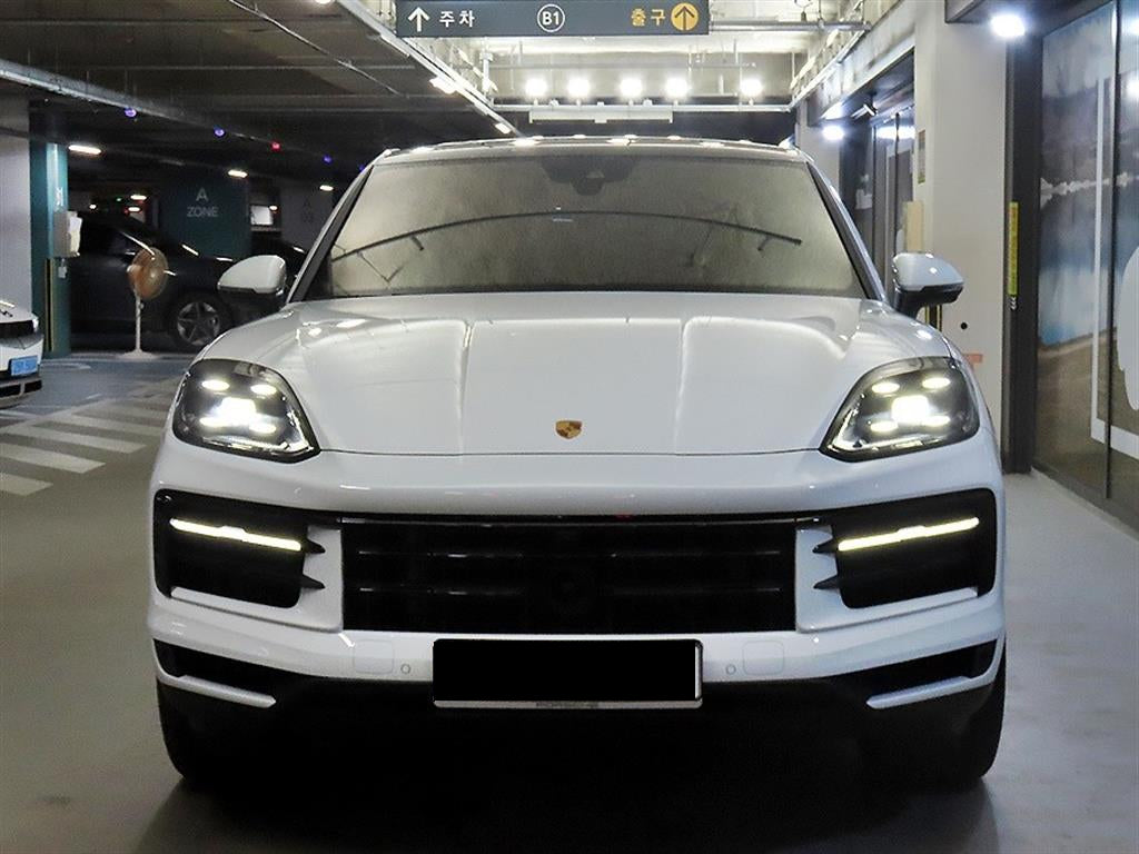 Porsche Cayenne — photo 02
