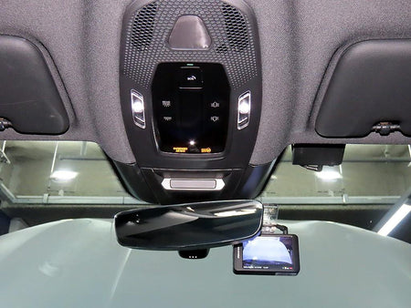 Porsche Cayenne — photo 14