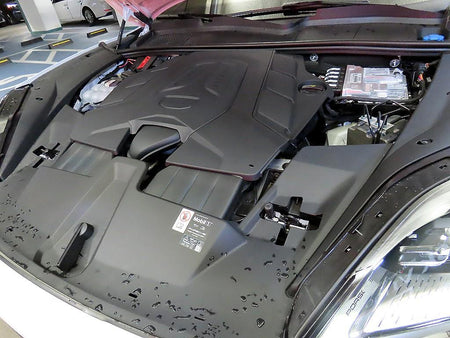 Porsche Cayenne — photo 19