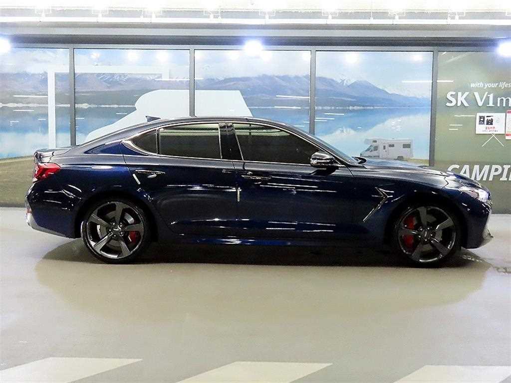 Genesis G70 — photo 03