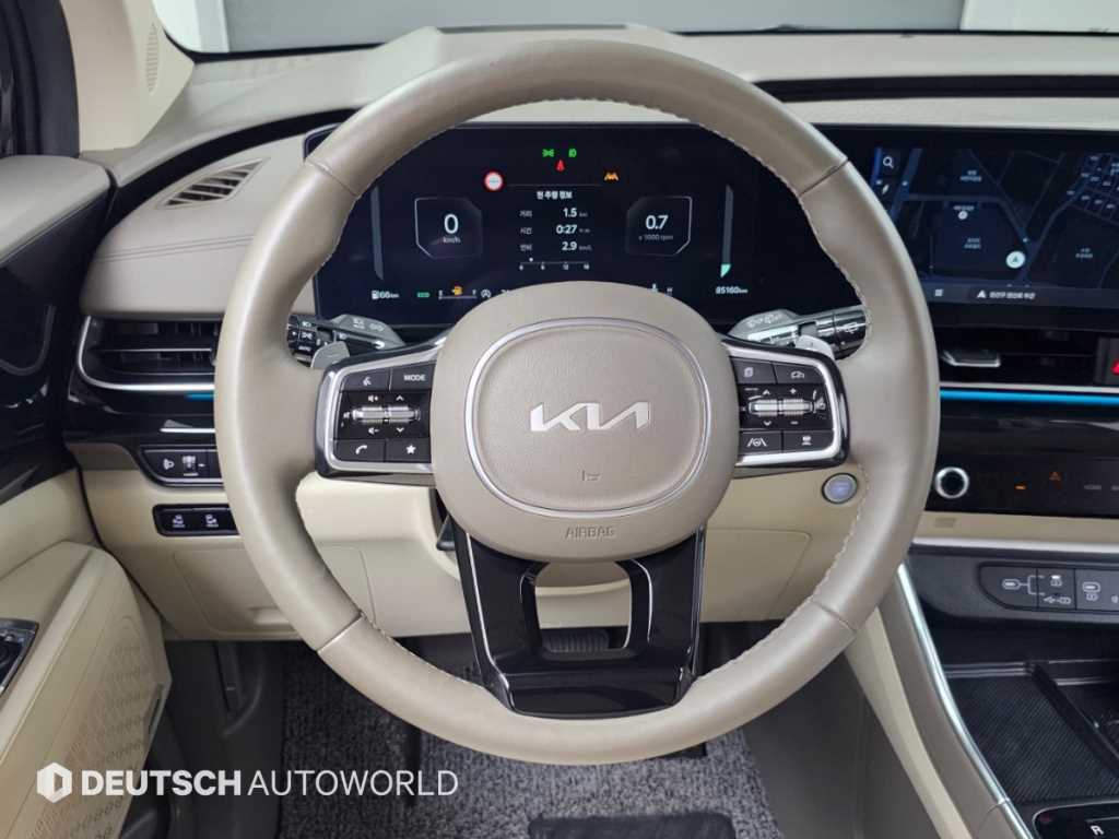 Kia Carnival — photo 13