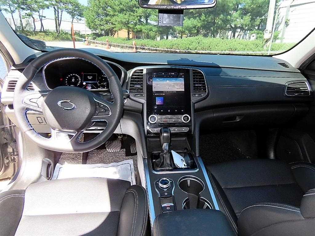 RENAULT SM6 — photo 07