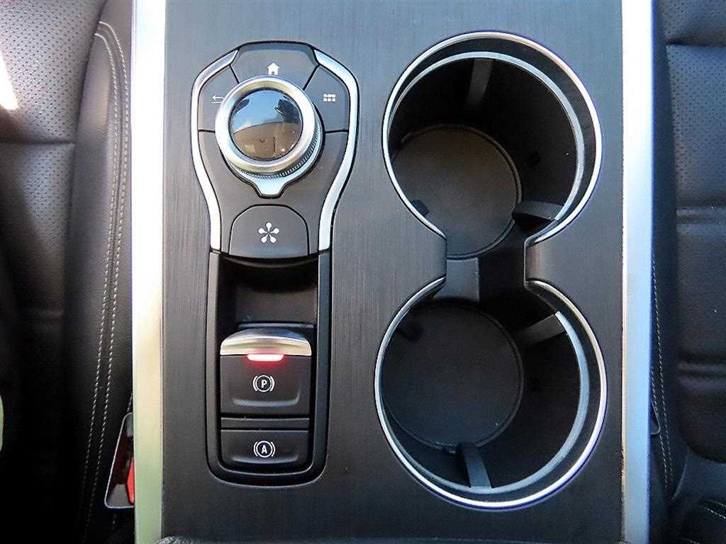 RENAULT SM6 — photo 13