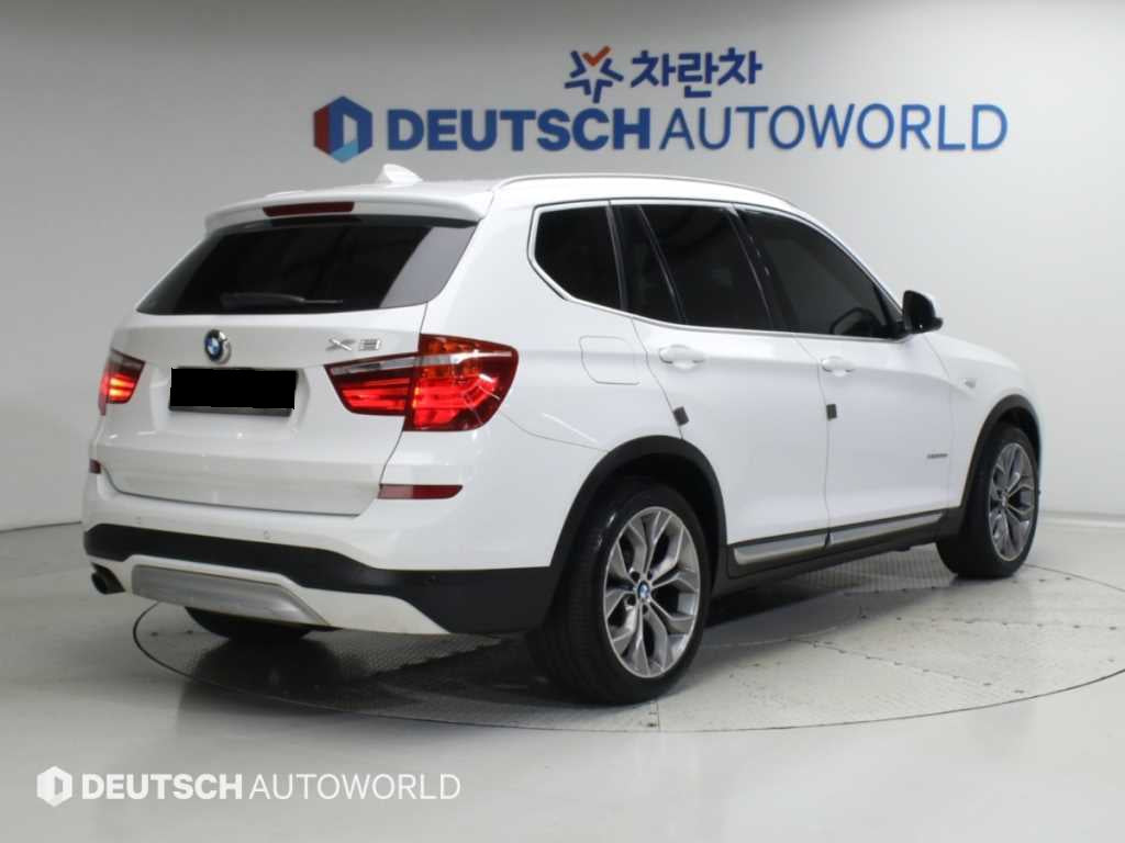 BMW X3 — photo 02