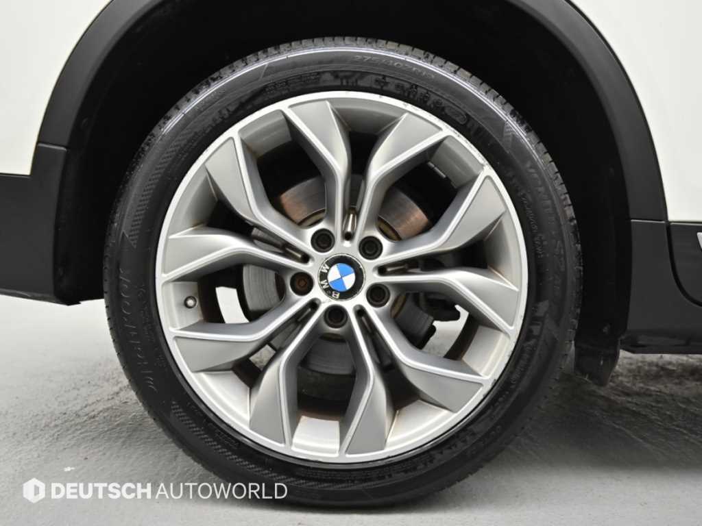BMW X3 — photo 05