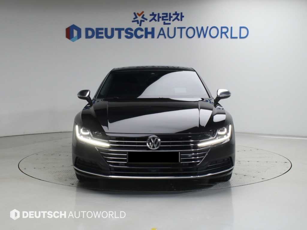 Volkswagen Arteon — photo 03