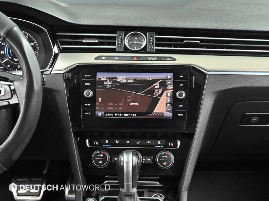 Volkswagen Arteon — photo 14