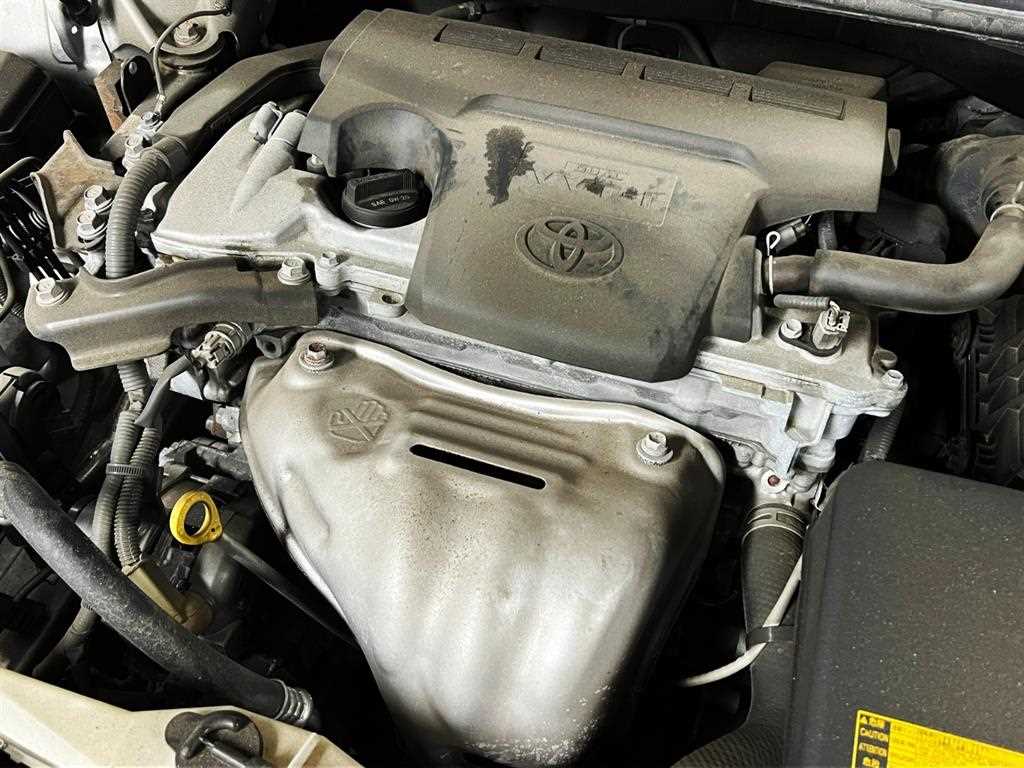 Toyota Camry — photo 05