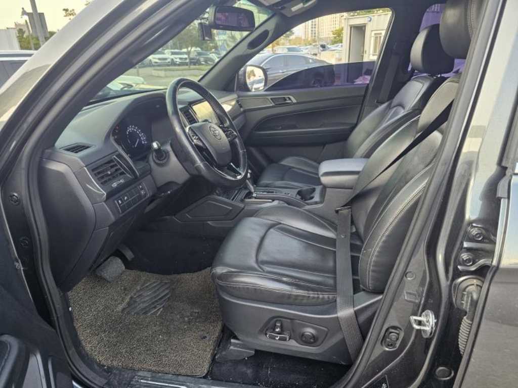 KGM Rexton — photo 15