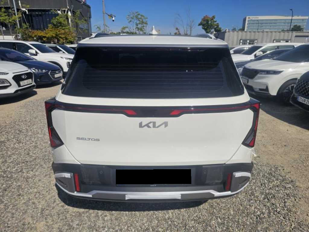 Kia Seltos — photo 04