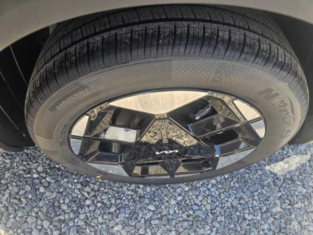 Kia Seltos — photo 11