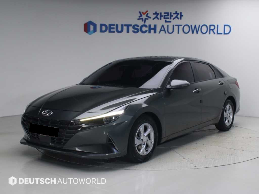 Hyundai Avante — photo 03