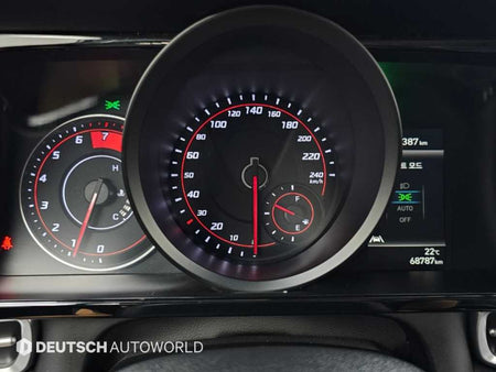 Hyundai Avante — photo 13