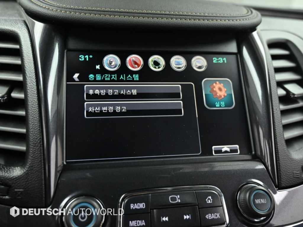 CHEVROLET Impala — photo 17