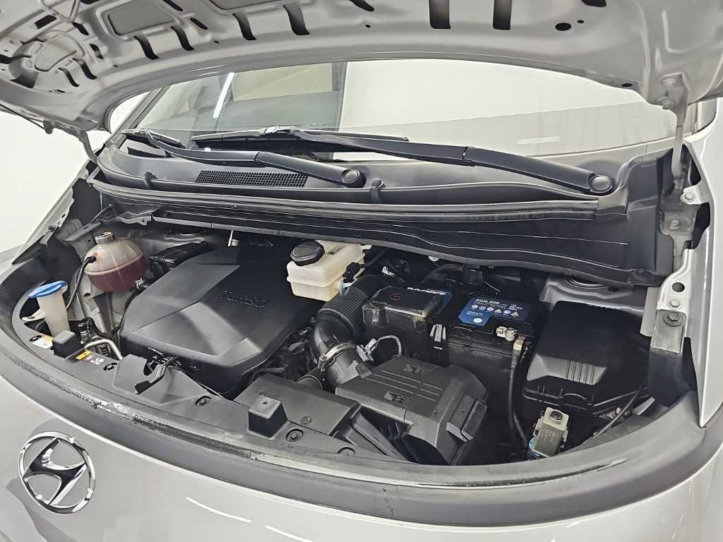 Hyundai Staria — photo 05