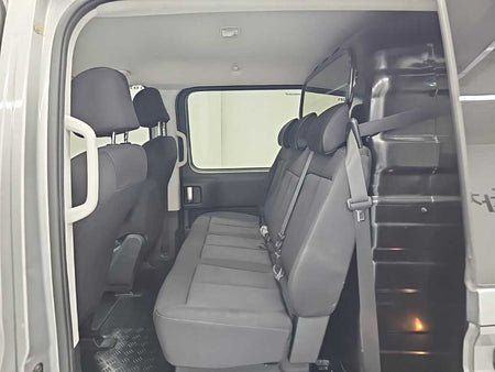 Hyundai Staria — photo 12