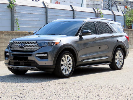 Ford Explorer — photo 01