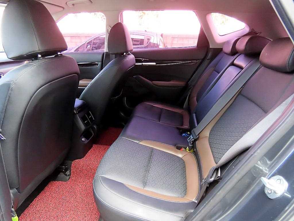 Kia Seltos — photo 06