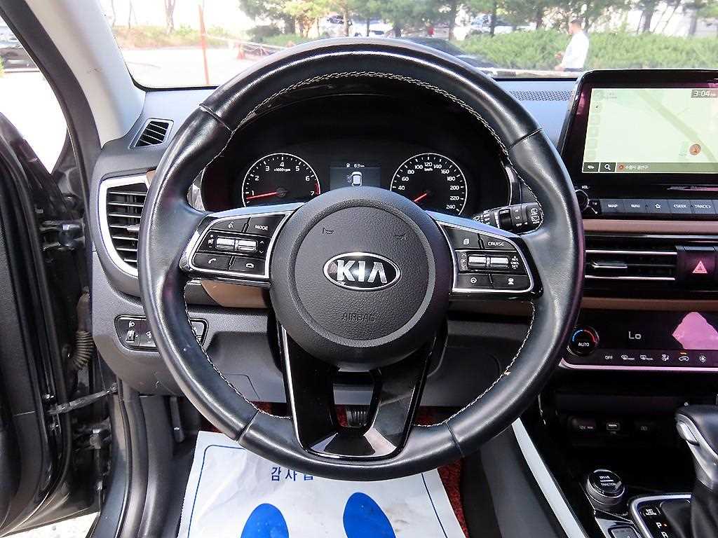 Kia Seltos — photo 08
