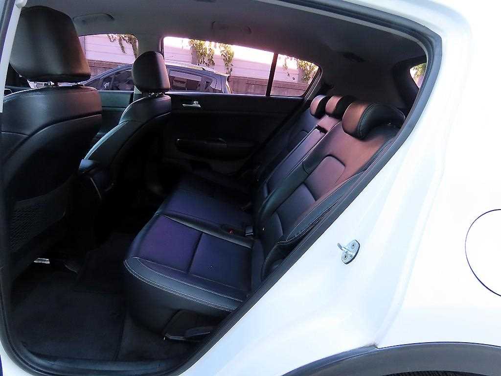 Kia Sportage — photo 06