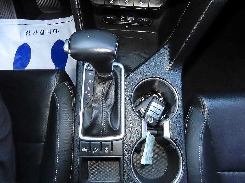Kia Sportage — photo 10