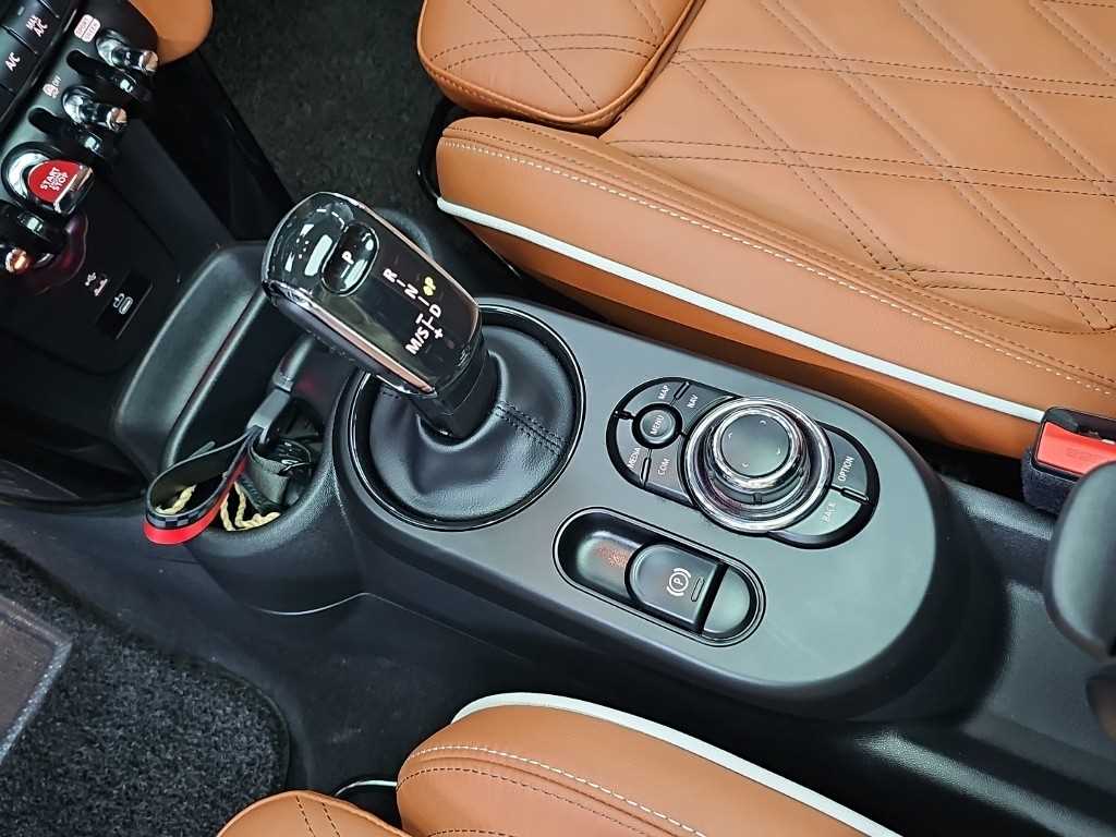 Mini Cooper — photo 08