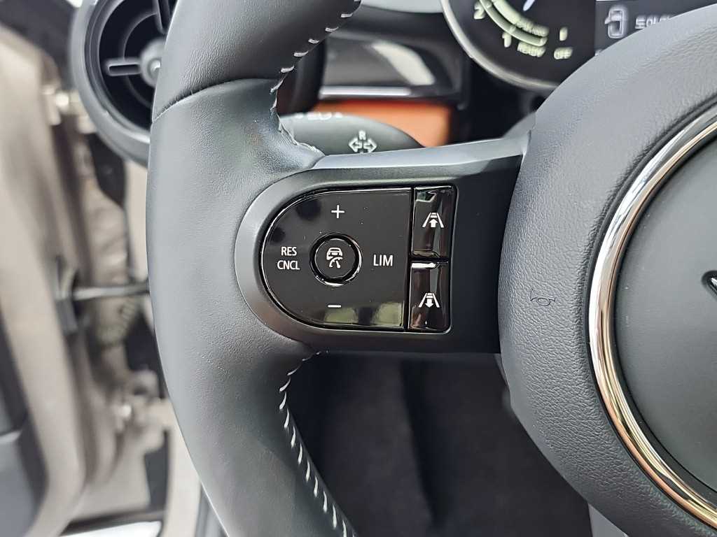 Mini Cooper — photo 18