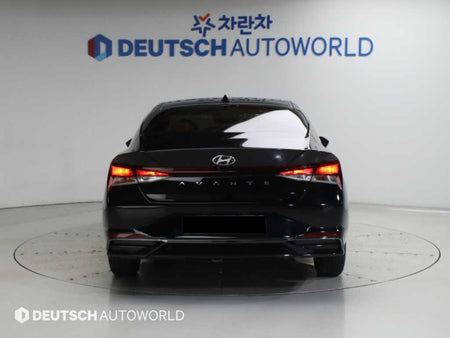 Hyundai Avante — photo 04