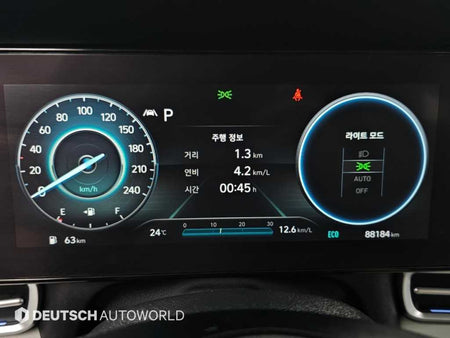 Hyundai Avante — photo 08