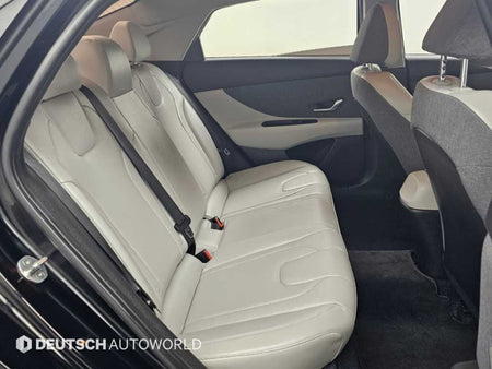 Hyundai Avante — photo 12