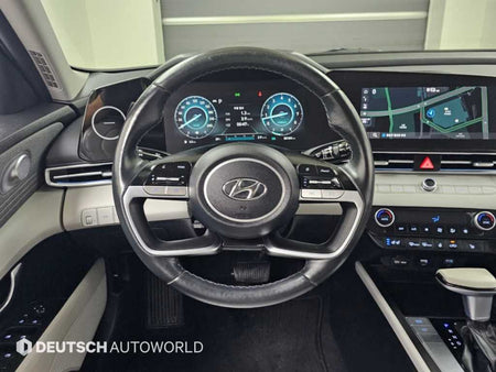 Hyundai Avante — photo 13