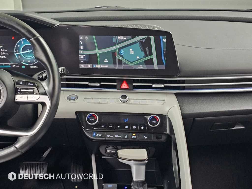 Hyundai Avante — photo 14
