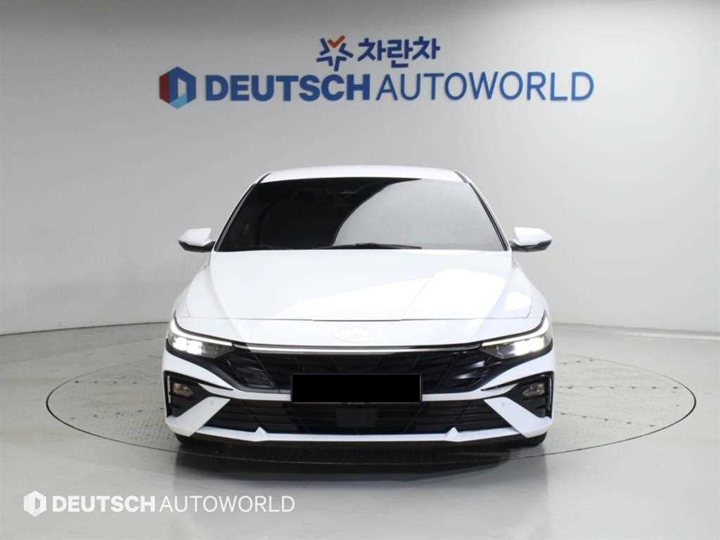 Hyundai Avante — photo 03