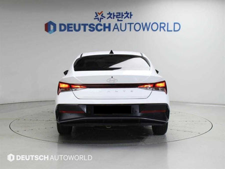 Hyundai Avante — photo 04